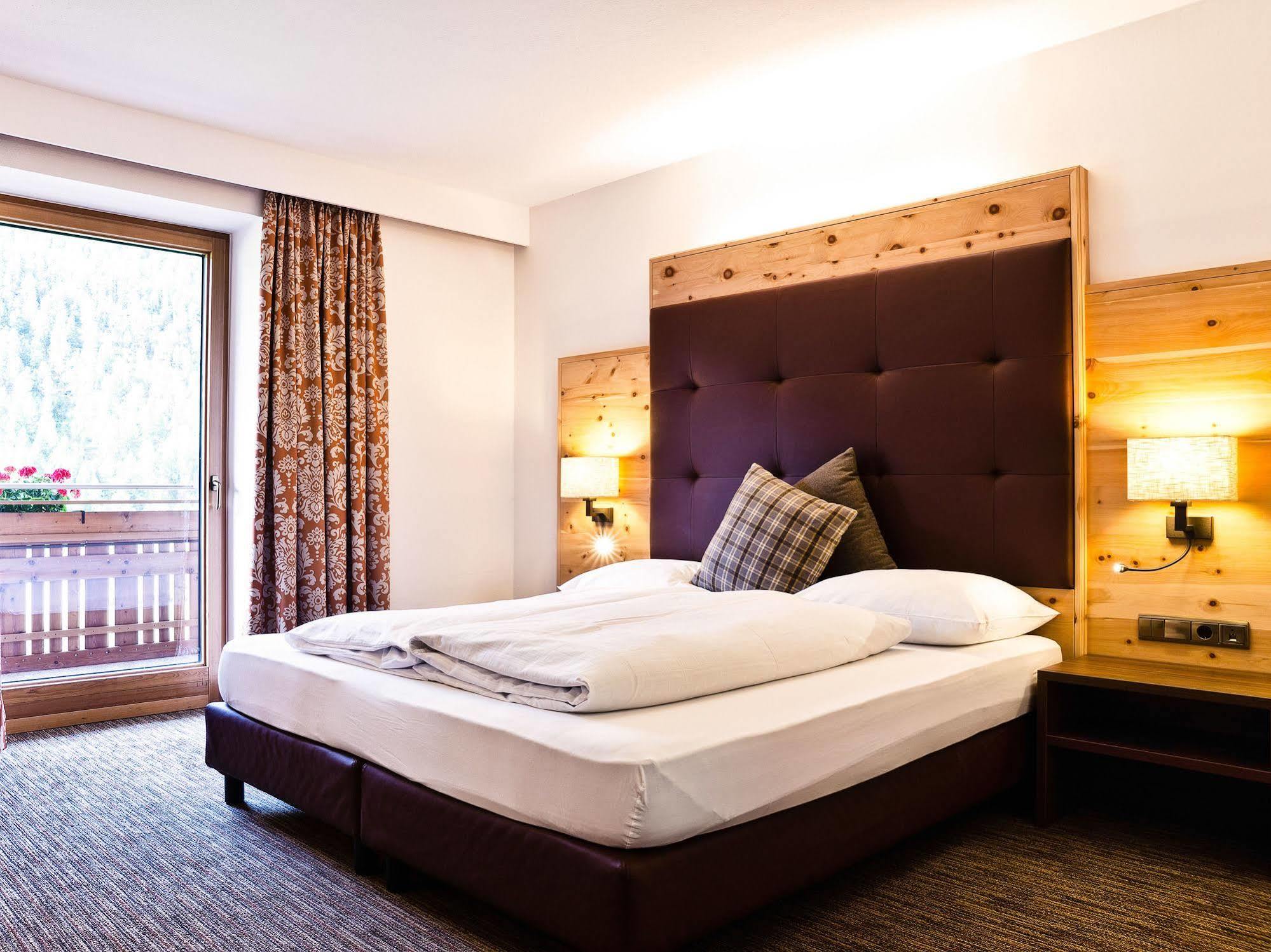 Hotel Cristallo سولدا المظهر الخارجي الصورة